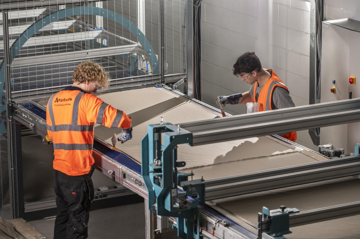 World’s first pilot line commissioned for ‘game-changing’ low-carbon plasterboard